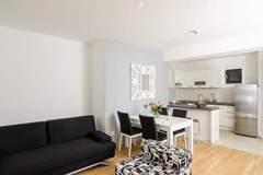 Ferienwohnung - Apartment Atlant - One Bedroom Apartment with Balcony and Side Sea View - Ferienunterkunft in Dubrovnik (4 Personen)