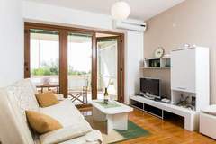 Ferienwohnung - Apartment Penetra - Two Bedroom Apartment with Balcony and Sea View - Ferienunterkunft in Cavtat (5 Personen)