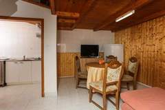 Ferienwohnung - Lapad View Apartments - Duplex Economy Two Bedroom Apartment with Terrace - Ferienunterkunft in Dubrovnik (5 Personen)