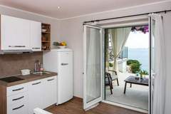 Ferienwohnung - Villa Mirjana - Studio Apartment with Terrace and Sea View (Bogumila) - Ferienunterkunft in Mlini (2 Personen)