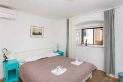 Ferienwohnung - Guest House Lumin - Double Room with City View (First Floor) - (BR1) - Ferienunterkunft in Dubrovnik (2 Personen)