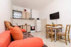 Ferienwohnung - Apartments Mamma Mia - Comfort One Bedroom Apartment with Terrace - Ferienunterkunft in Mlini (4 Personen)