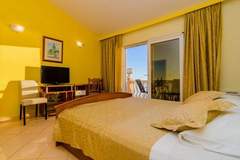 Ferienwohnung - Hotel Pansion Villa Antonio - Two Bedroom Suite Family 20 - Ferienunterkunft in Orebić (4 Personen)