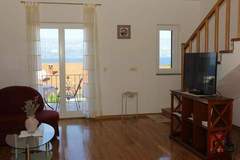 Ferienwohnung - Apartments Villa Muškat - Duplex Three Bedroom Apartment with Balcony Sea View(VELIKI) - Ferienunterkunft in Supetar (7 Personen)