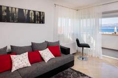 Ferienwohnung - Apartment Lana - Superior Two-Bedroom Apartment with Terrace (A1) (ST) - Ferienunterkunft in Supetar (4 Personen)