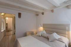Ferienwohnung - Dubrovnik Sweet House - Deluxe Double Room with Terrace (SOBA 1) - Ferienunterkunft in Dubrovnik (2 Personen)