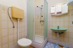 Ferienwohnung - Apartments Rašica Molunat - Triple Room with Patio and Sea View (Soba sa kuhinjom) - Ferienunterkunft in Molunat (3 Personen)