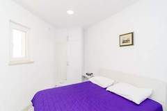 Ferienwohnung - Apartment Riki - Studio Apartment with Balcony and City View A2 - Ferienunterkunft in Dubrovnik (2 Personen)
