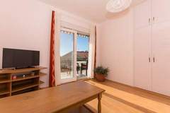 Ferienwohnung - Apartments Mastelić - Three Bedroom Apartment with Terrace and Sea View - Ferienunterkunft in Trogir (6 Personen)