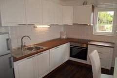 Ferienwohnung - House Karlo Apartments - One-Bedroom Apartment with Two Balconies and Sea View (A5) - Ferienunterkunft in Omis (3 Personen)