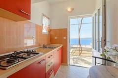 Ferienwohnung - Rooms Sani- Double Room with Terrace and Sea View (S2) - Ferienunterkunft in Brela (2 Personen)