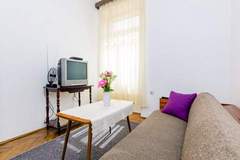 Ferienwohnung - Apartment Lucy - Two Bedroom Apartment with Terrace and City View ( Gustin ) - Ferienunterkunft in Dubrovnik (4 Personen)