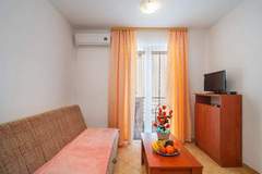 Ferienwohnung - Apartments Island Beat - One Bedroom Apartment with Balcony and Sea View (A7) (ST) - Ferienunterkunft in Supetar (3 Personen)