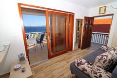 Ferienwohnung - Seaside Apartments Hrkać - Comfort One Bedroom Apartment with Terrace and Sea View 1 - Ferienunterkunft in Orebić (4 Personen)
