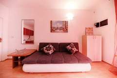Ferienwohnung - Apartments Melita - Comfort Two Bedroom Apartment with Terrace and Sea View (A2) - Ferienunterkunft in Zadar (4 Personen)