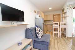 Ferienwohnung - Seaside Apartments Hrkać - Studio Apartment with Terrace and Sea View 3 - Ferienunterkunft in Orebić (3 Personen)