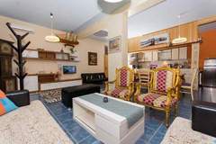 Ferienwohnung - Villa Stil - Two Bedroom Apartment with Terrace and Sea View (Premium) - Ferienunterkunft in Okrug Gornji (4 Personen)