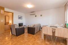 Ferienwohnung - Apartments Lilly - Two Bedroom Apartment with Terrace and  Sea View (A1) - Ferienunterkunft in Pasman (4 Personen)