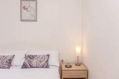 Ferienwohnung - Apartments Lilly - Two Bedroom Apartment with Sea View and Terrace (A2) - Ferienunterkunft in Pasman (4 Personen)