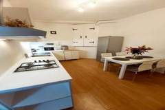 Ferienwohnung - Apartment Regina - Duplex Two Bedroom Apartment - Ferienunterkunft in Split (4 Personen)