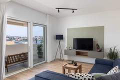 Ferienwohnung - Apartments aMare - Three Bedroom Apartment with Balcony and Sea View - 2 - Ferienunterkunft in Dubrovnik (6 Personen)