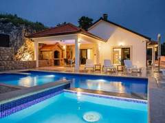 Ferienhaus - Ferienhaus Lozo
