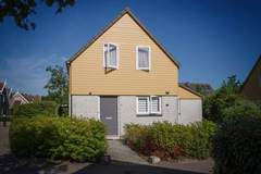 Ferienhaus - Villapark De Oesterbaai 91 - Ferienunterkunft in Wemeldinge (8 Personen)
