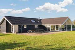 Ferienhaus - Ferienunterkunft in Løkken (14 Personen)