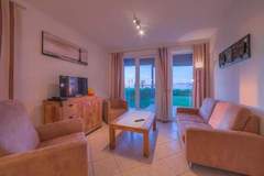 Ferienwohnung - Kapitänshaus Gartendeck 64 qm Nr 431 - Ferienunterkunft in Rechlin (4 Personen)