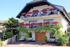 Ferienhaus - Ferienunterkunft in Osann-Monzel (6 Personen)