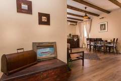 Ferienwohnung - Apartment Hladilo Nostalgia - Comfort Two-Bedroom Apartment with Terrace and Partial Sea View - Ferienunterkunft in Dubrovnik (5 Personen)