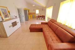 Ferienwohnung - Apartments Villa Michele-Three Bedroom Apartment with Partial Sea View ( Grejp ) - Ferienunterkunft in Orebić (6 Personen)
