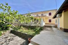 Ferienhaus - Holiday House Fay - Ferienunterkunft in Dramalj (6 Personen)