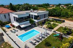 Ferienhaus, Exklusive Unterkunft - Villa Nina - Ferienunterkunft in Zaton (10 Personen)