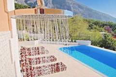 Ferienhaus - Ferienunterkunft in Makarska (5 Personen)