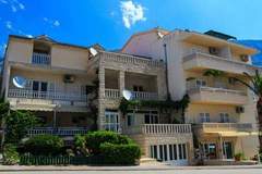 Ferienhaus - Ferienunterkunft in Makarska (6 Personen)