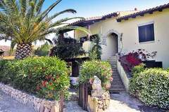 Ferienwohnung - Ferienresidenz Rotondo Porto Rotondo - Type Trilo 4 - Ferienunterkunft in Porto Rotondo (4 Personen)