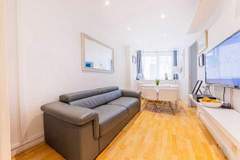 Ferienwohnung - DM-175-MARCADET - Ferienunterkunft in Paris (2 Personen)