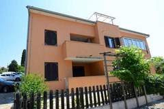Ferienwohnung - Apartment Filipin - Ferienunterkunft in Porec (5 Personen)