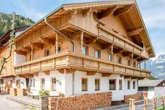 Ferienwohnung - Klammerhof - Dorfblick - Ferienunterkunft in Hainzenberg (8 Personen)