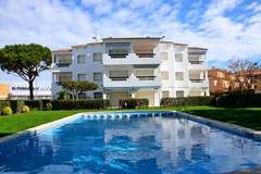 Ferienwohnung - NAUTIC GOLF B 102 - Ferienunterkunft in Pals (4 Personen)