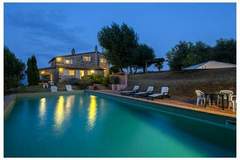 Ferienhaus, Exklusive Unterkunft - Ferienunterkunft in Todi (8 Personen)