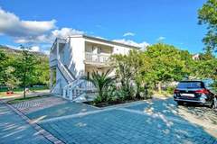 Ferienwohnung - Apartment im Haus Lika Seline-SD55 A02-OG - 6 Pers - Ferienunterkunft in Seline (6 Personen)