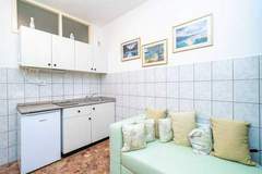 Ferienwohnung - Apartments Nikolina (LU) - One-Bedroom Apartment with terrace - Ferienunterkunft in Lumbarda (3 Personen)