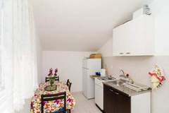 Ferienwohnung - Apartments Sutvid- Comfort One Bedroom Apartment with Loggia and Sea View - Ferienunterkunft in Drace (3 Personen)