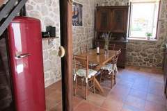 Ferienhaus - Holiday Home Stari Zoganj - Two Bedroom Holiday Home with Terrace and Swimming Pool - Ferienunterkunft in Potomje (6 Personen)
