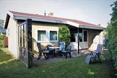 Ferienhaus - Zeewaard 20 - Ferienunterkunft in Sint Maartenszee (4 Personen)