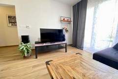 Ferienwohnung - VERT Apartment - Two Bedroom Apartment with Terrace - Ferienunterkunft in Kastav (5 Personen)