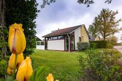 Ferienhaus - Vakantiepark Hof van Zeeland 1 - Ferienunterkunft in Heinkenszand (4 Personen)