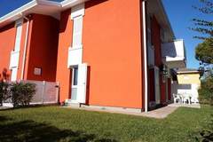 Ferienwohnung - Pleiadi P1 - Ferienunterkunft in Porto Santa Margherita (6 Personen)